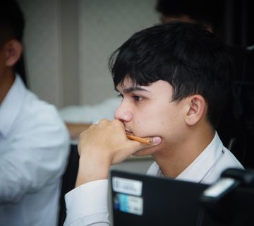 DSC08250 360x320